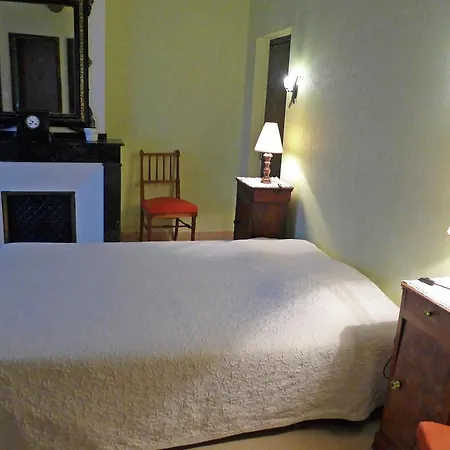 Cosy With Swimming Pool Holiday home *